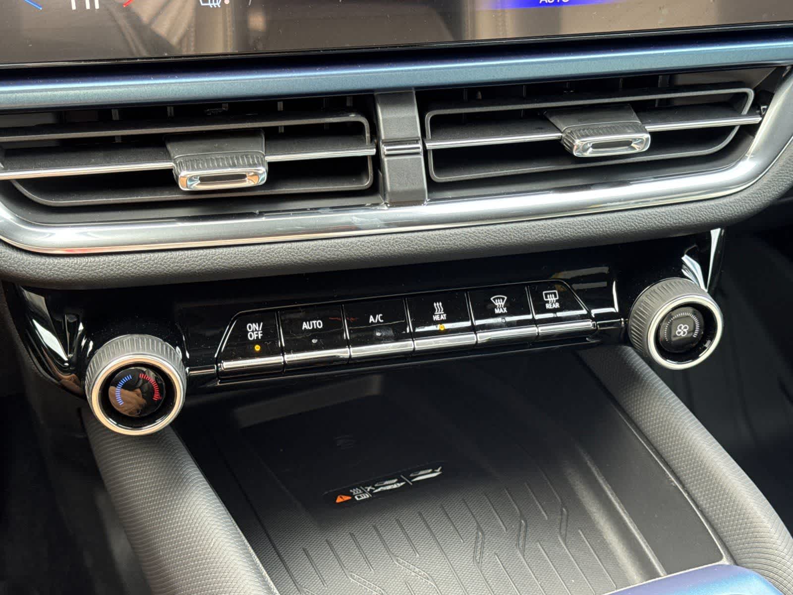 Thumbnail: 2026 Chevrolet Equinox - 21