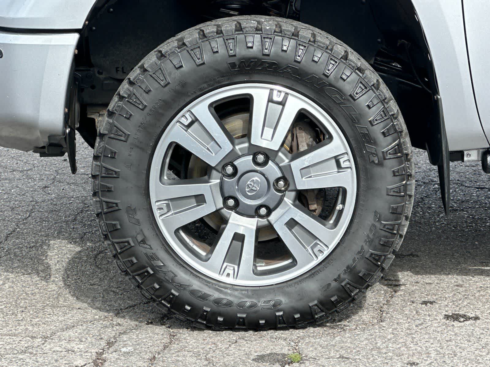 Thumbnail: 2020 Toyota Tundra - 26