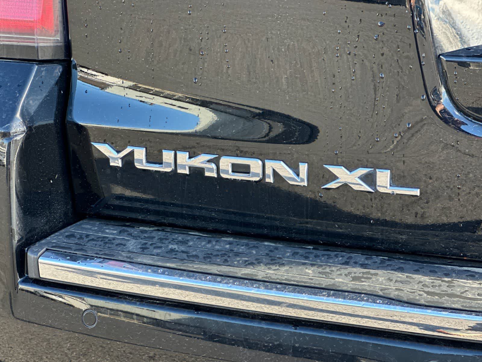 Thumbnail: 2017 GMC Yukon XL - 29