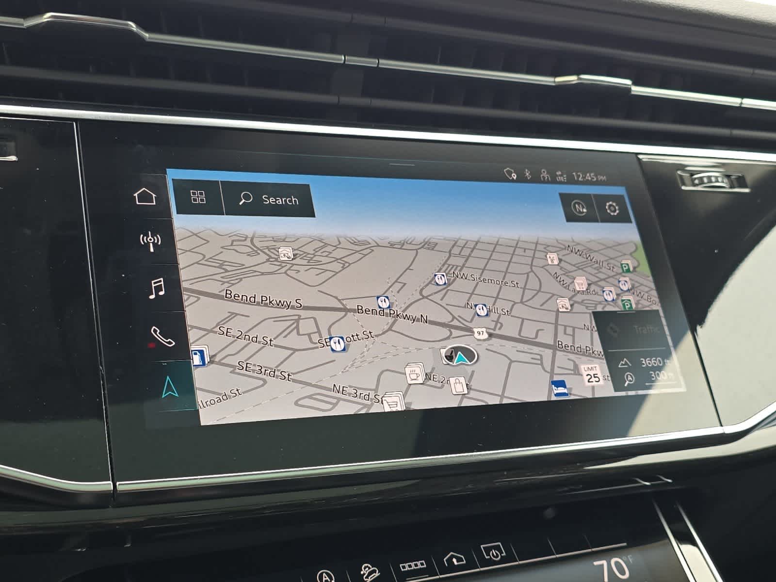 Thumbnail: 2023 Audi Q7 - 19