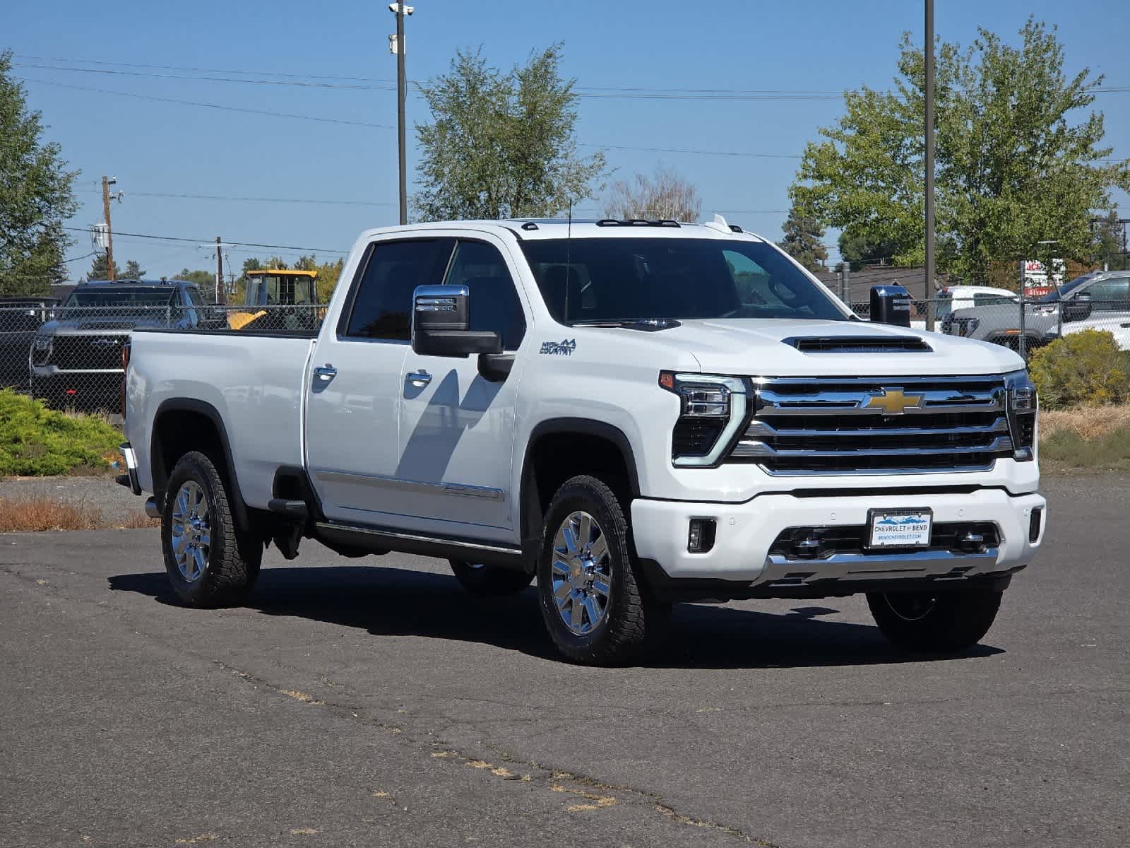 Thumbnail: 2026 Chevrolet Silverado 3500 - 9
