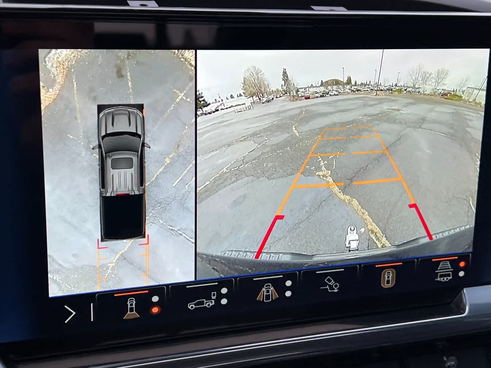 Thumbnail: 2024 Chevrolet Silverado 1500 - 18