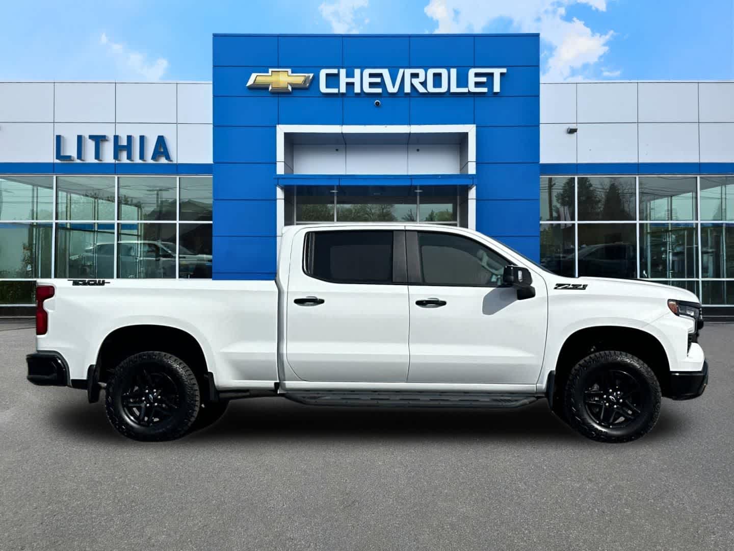 Thumbnail: 2026 Chevrolet Silverado 1500 - 8