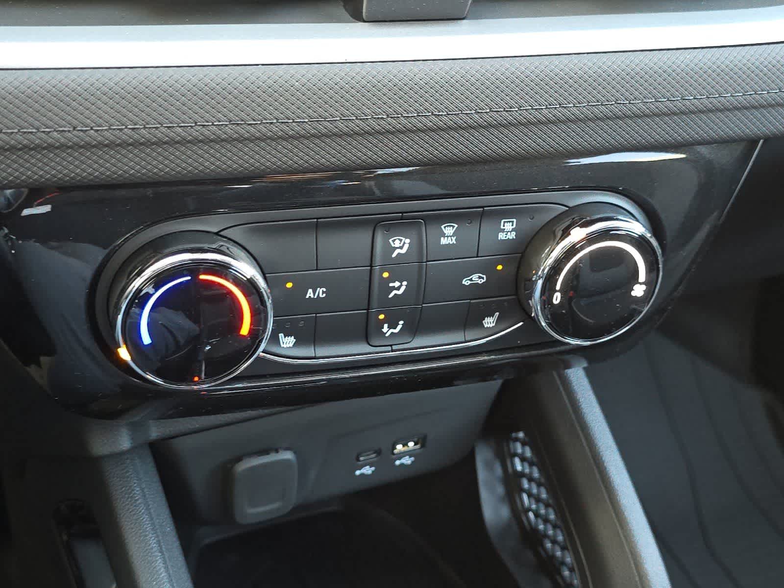 Thumbnail: 2026 Chevrolet TrailBlazer - 20