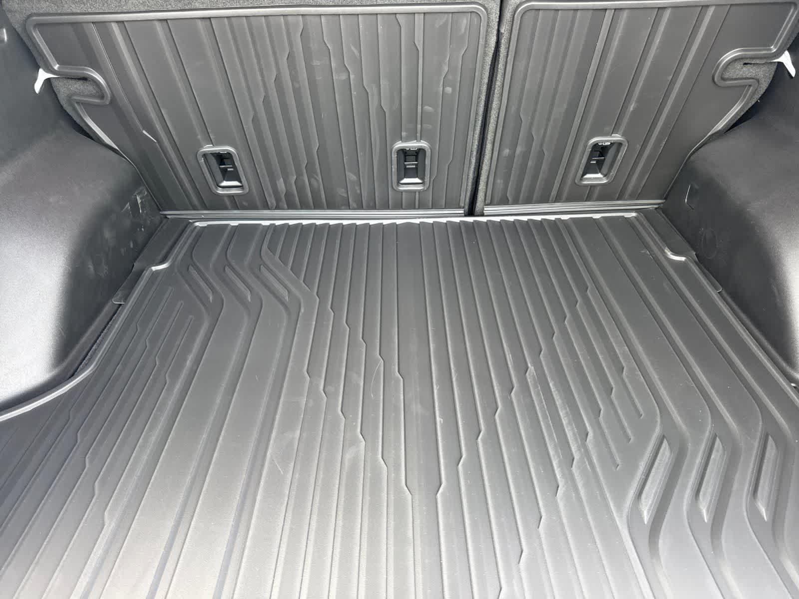 Thumbnail: 2026 Chevrolet Equinox - 15