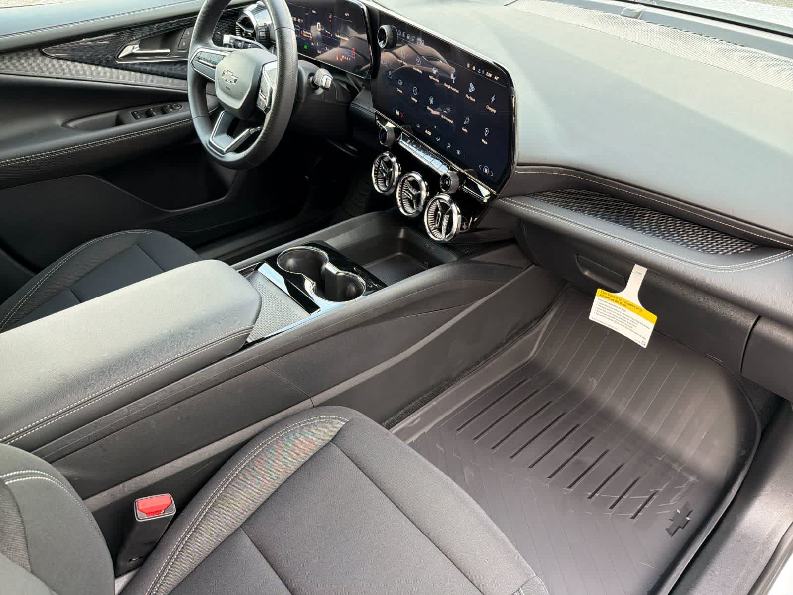 Thumbnail: 2026 Chevrolet Blazer EV - 16