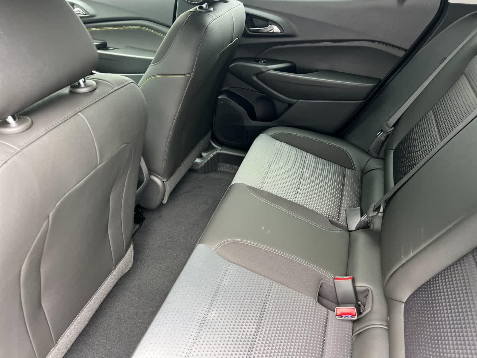 Thumbnail: 2025 Chevrolet Trax - 4