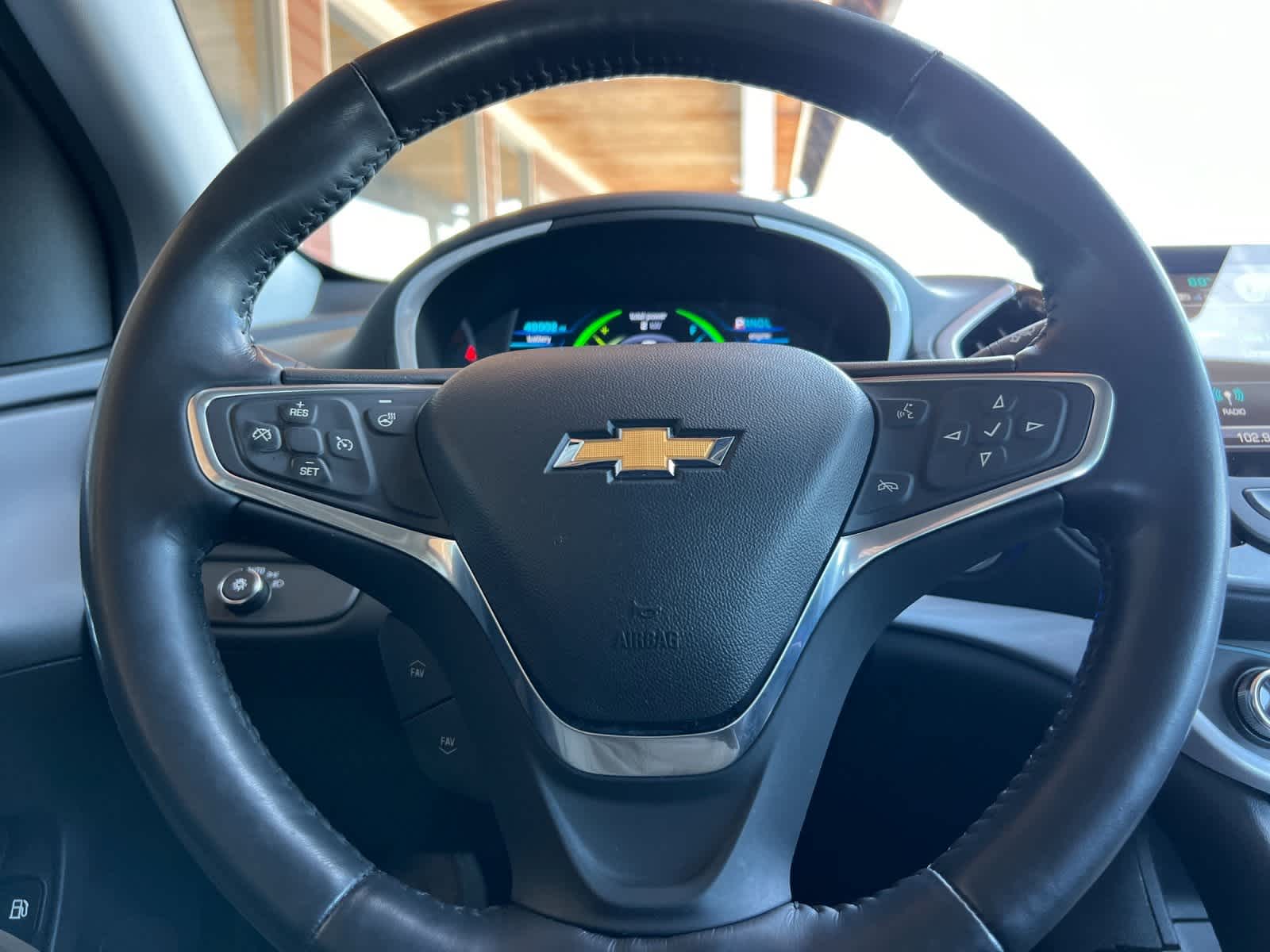 Thumbnail: 2018 Chevrolet Volt - 25