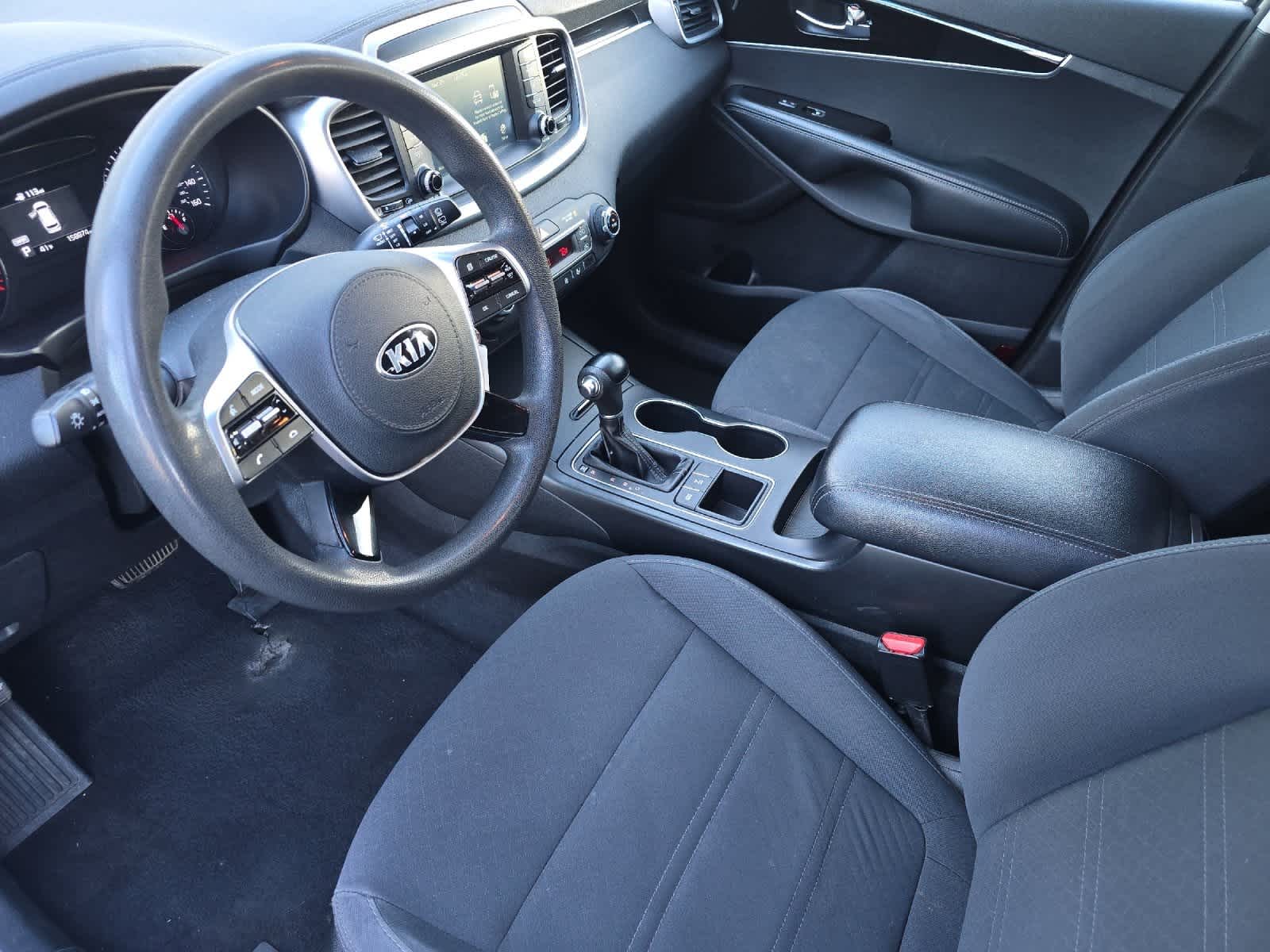 Thumbnail: 2019 Kia Sorento - 11