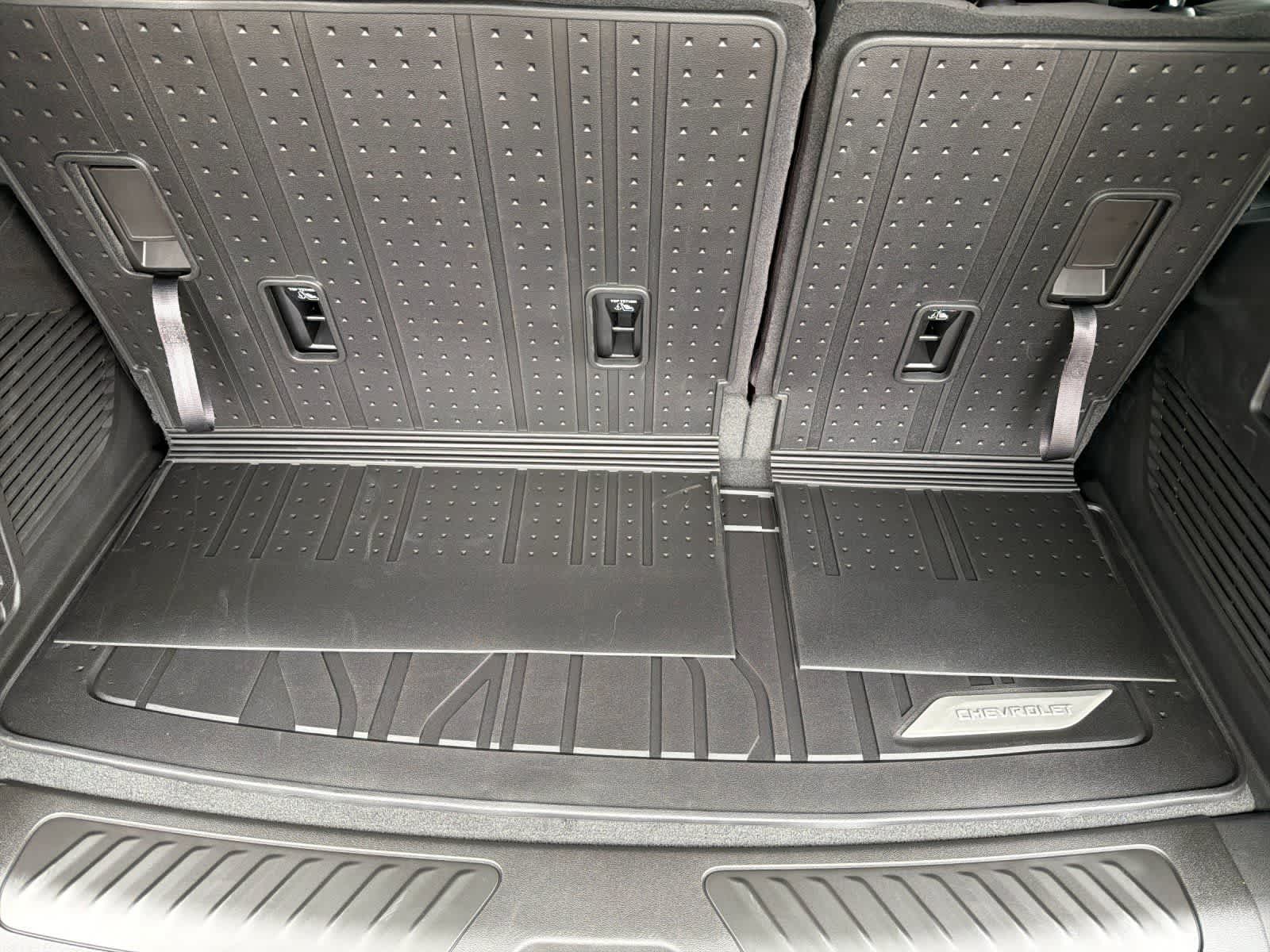 Thumbnail: 2026 Chevrolet Tahoe - 16