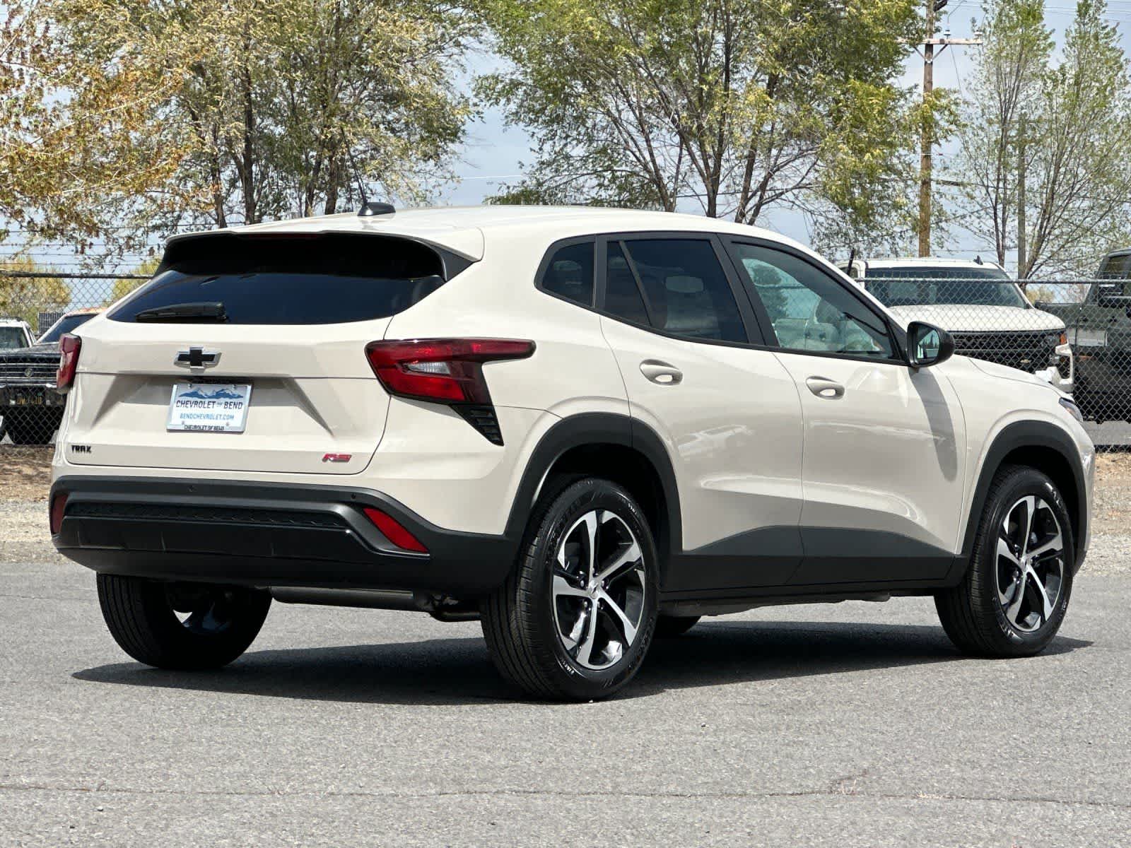 Thumbnail: 2026 Chevrolet Trax - 2