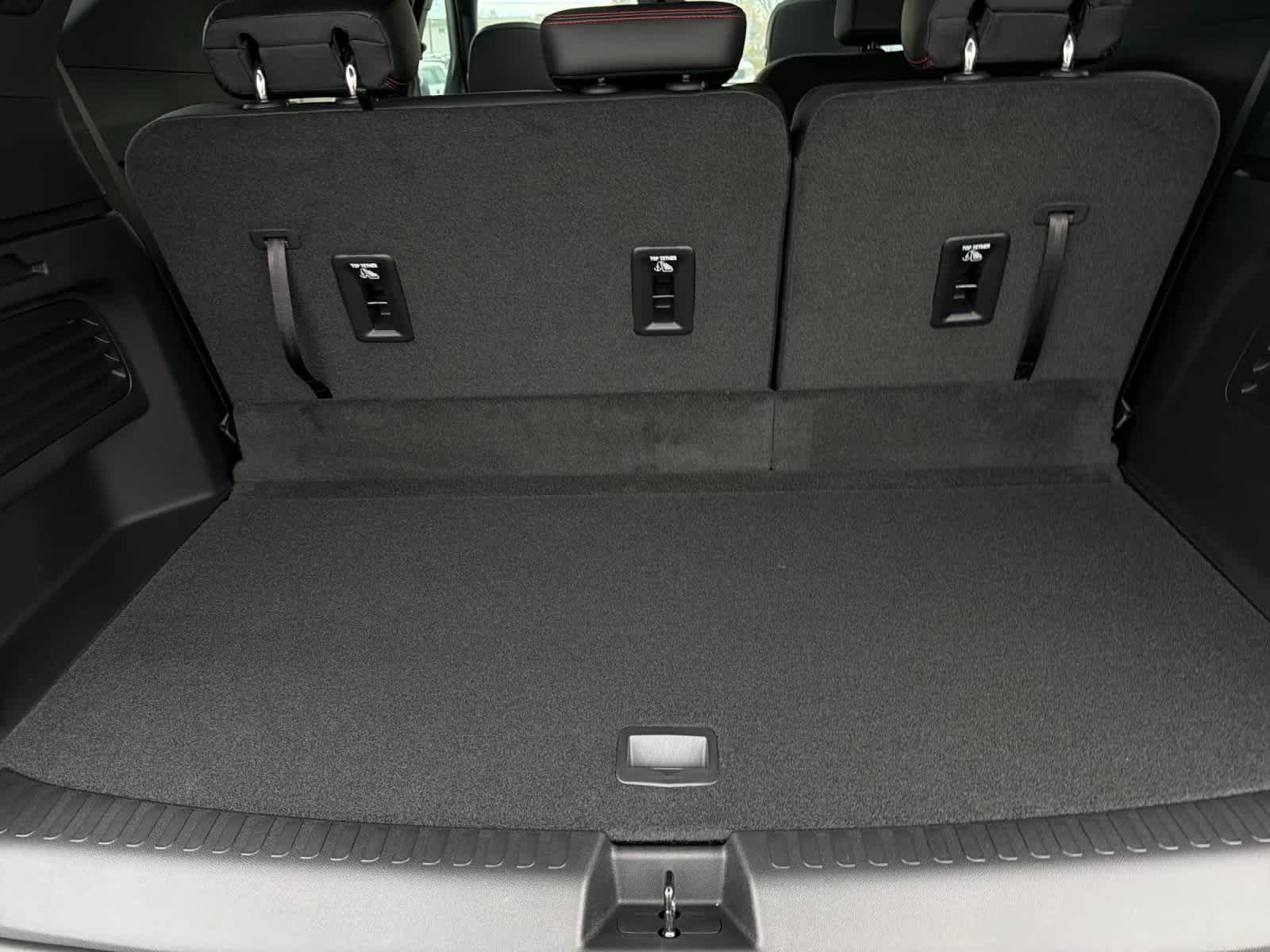 Thumbnail: 2026 Chevrolet Traverse - 16