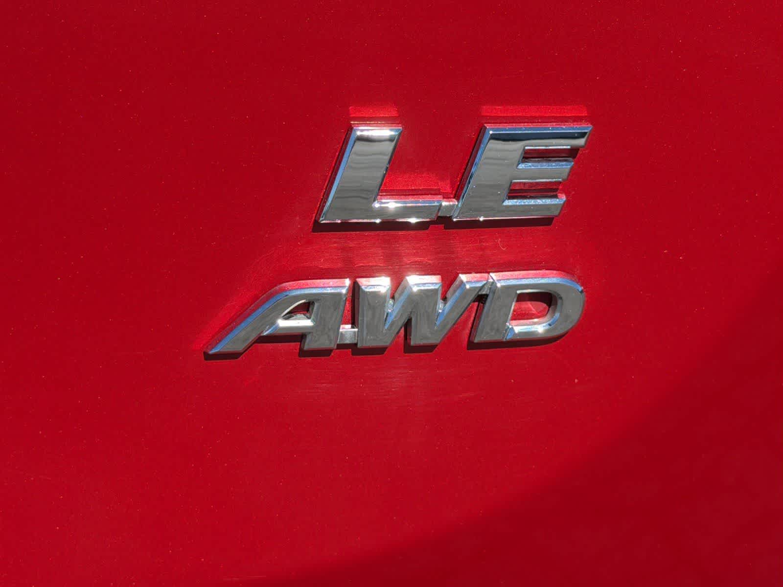 Thumbnail: 2015 Toyota RAV4 - 25