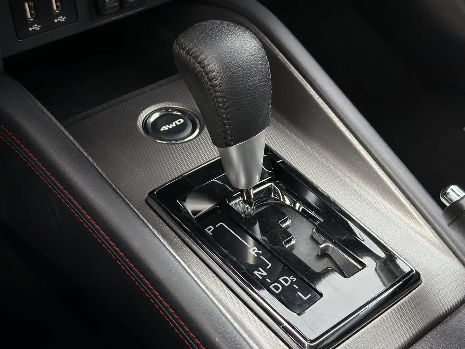 Thumbnail: 2024 Mitsubishi Outlander Sport - 21