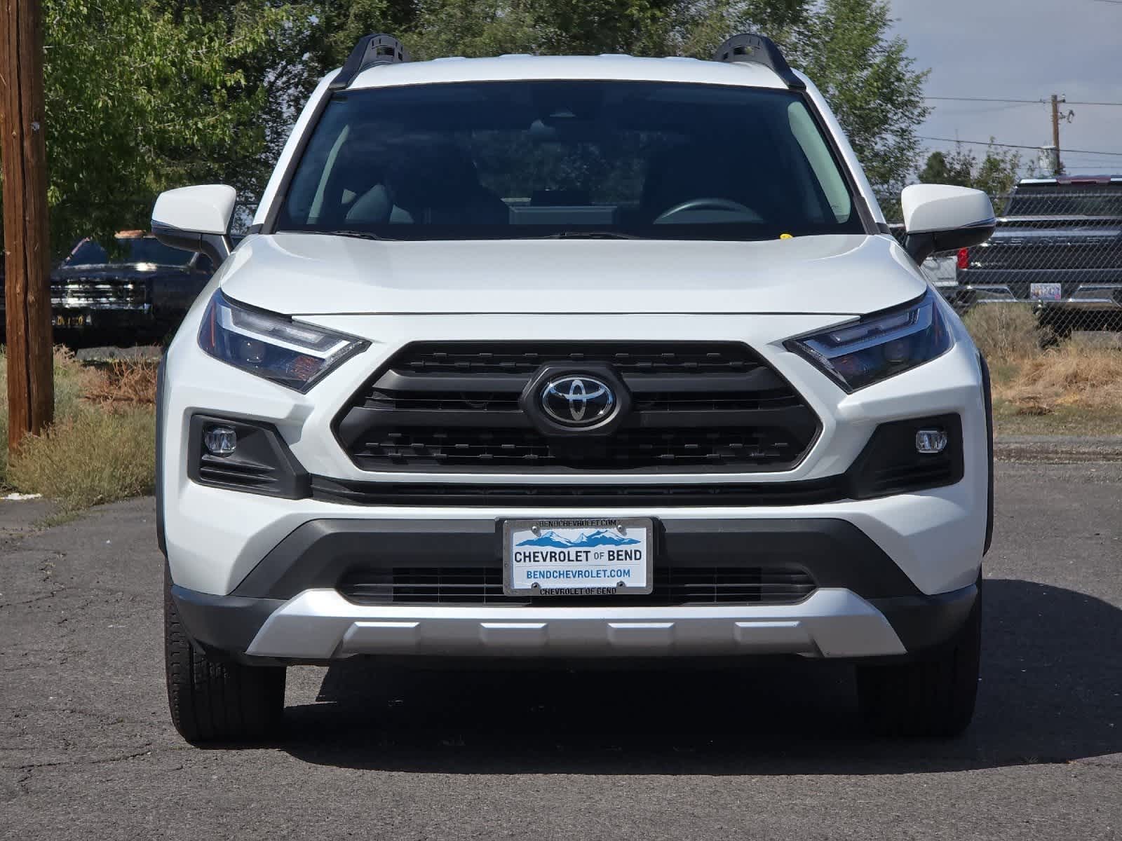 Thumbnail: 2022 Toyota RAV4 - 10