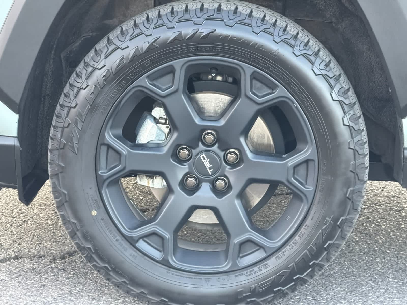 Thumbnail: 2020 Toyota RAV4 - 26