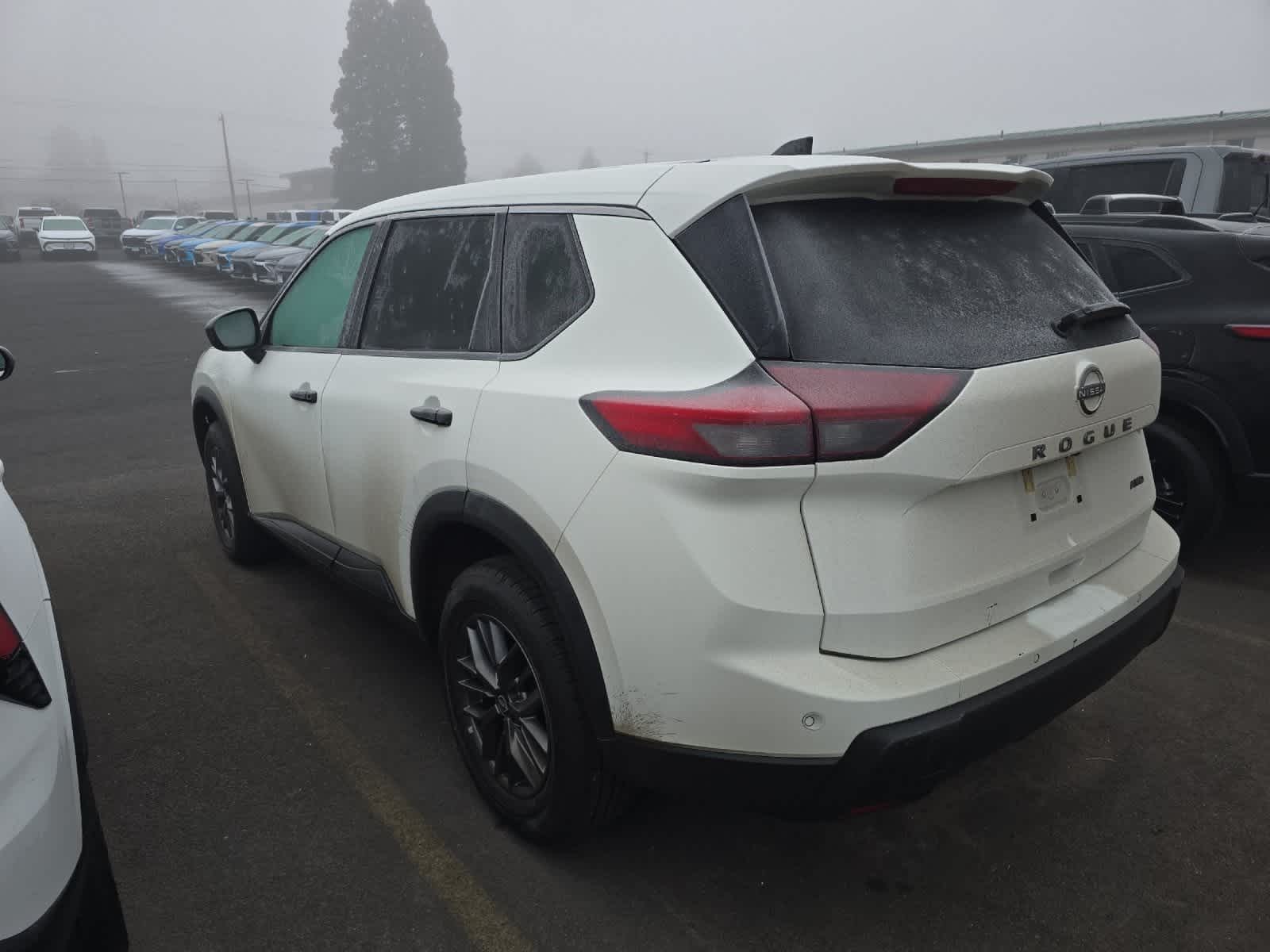 Thumbnail: 2024 Nissan Rogue - 3