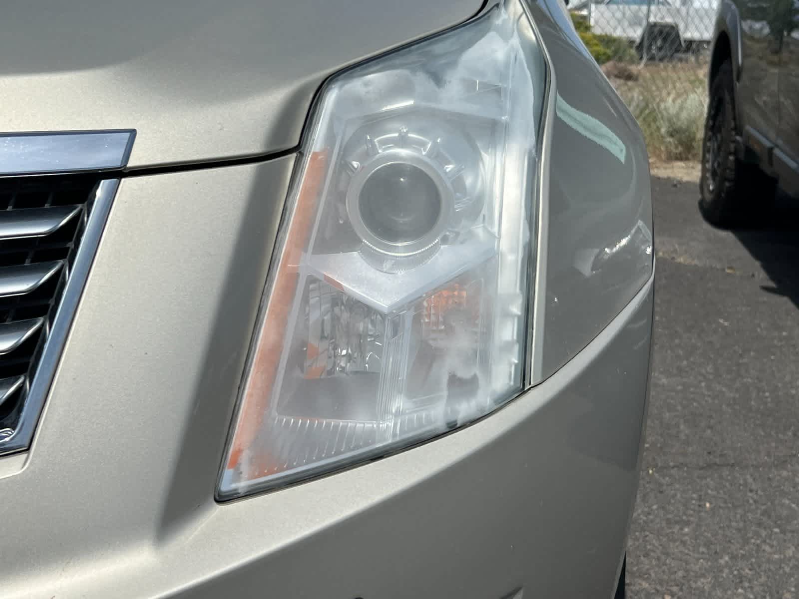 2016 Cadillac SRX Luxury 11