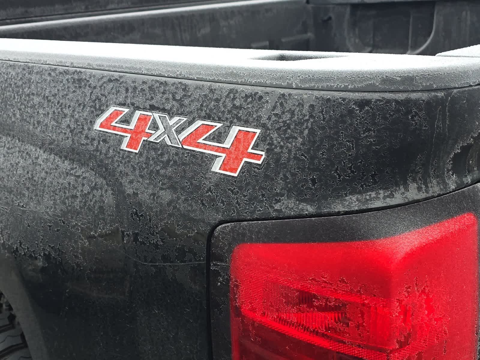 Thumbnail: 2015 Chevrolet Silverado 1500 - 8