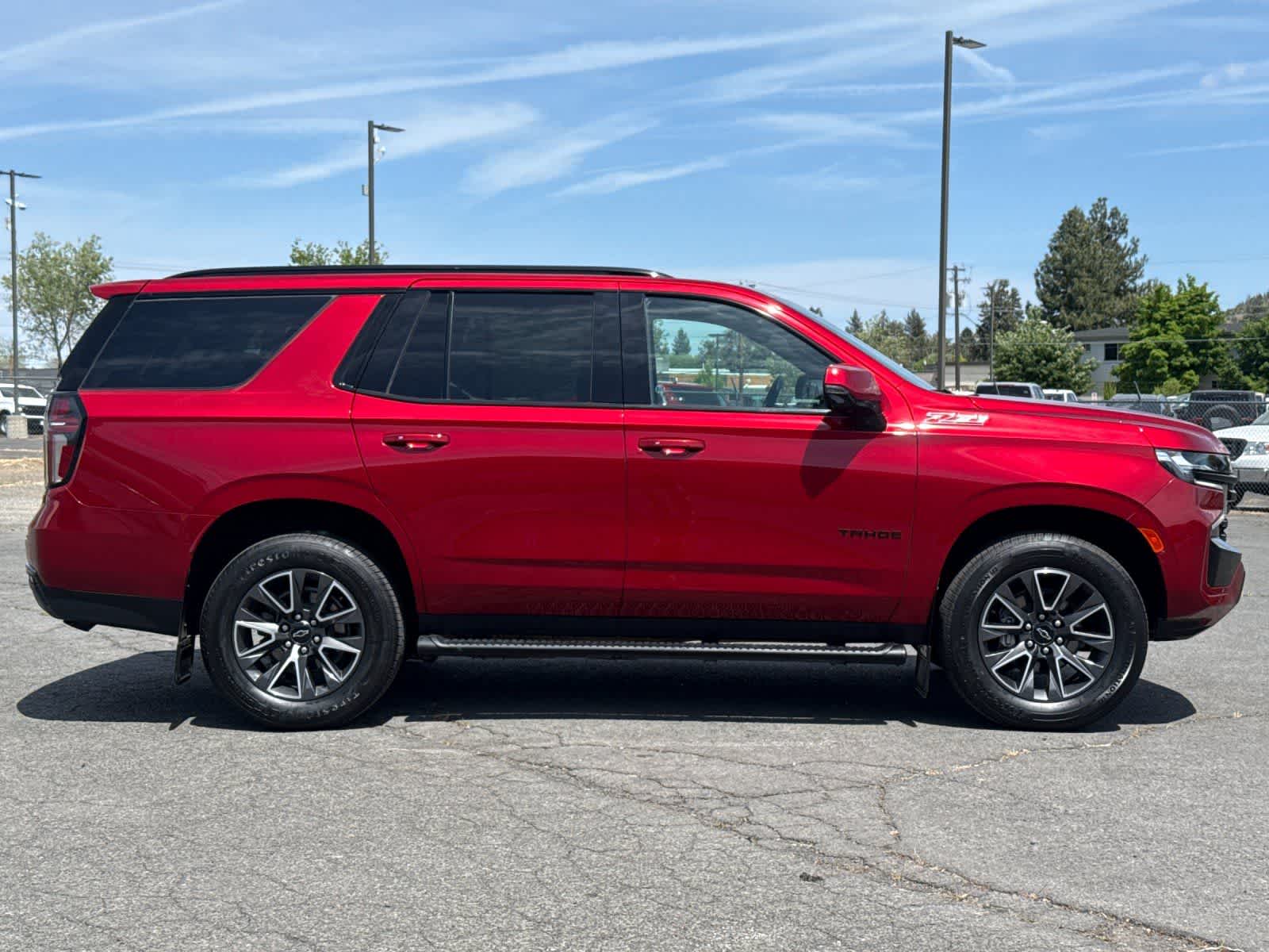 Thumbnail: 2023 Chevrolet Tahoe - 8