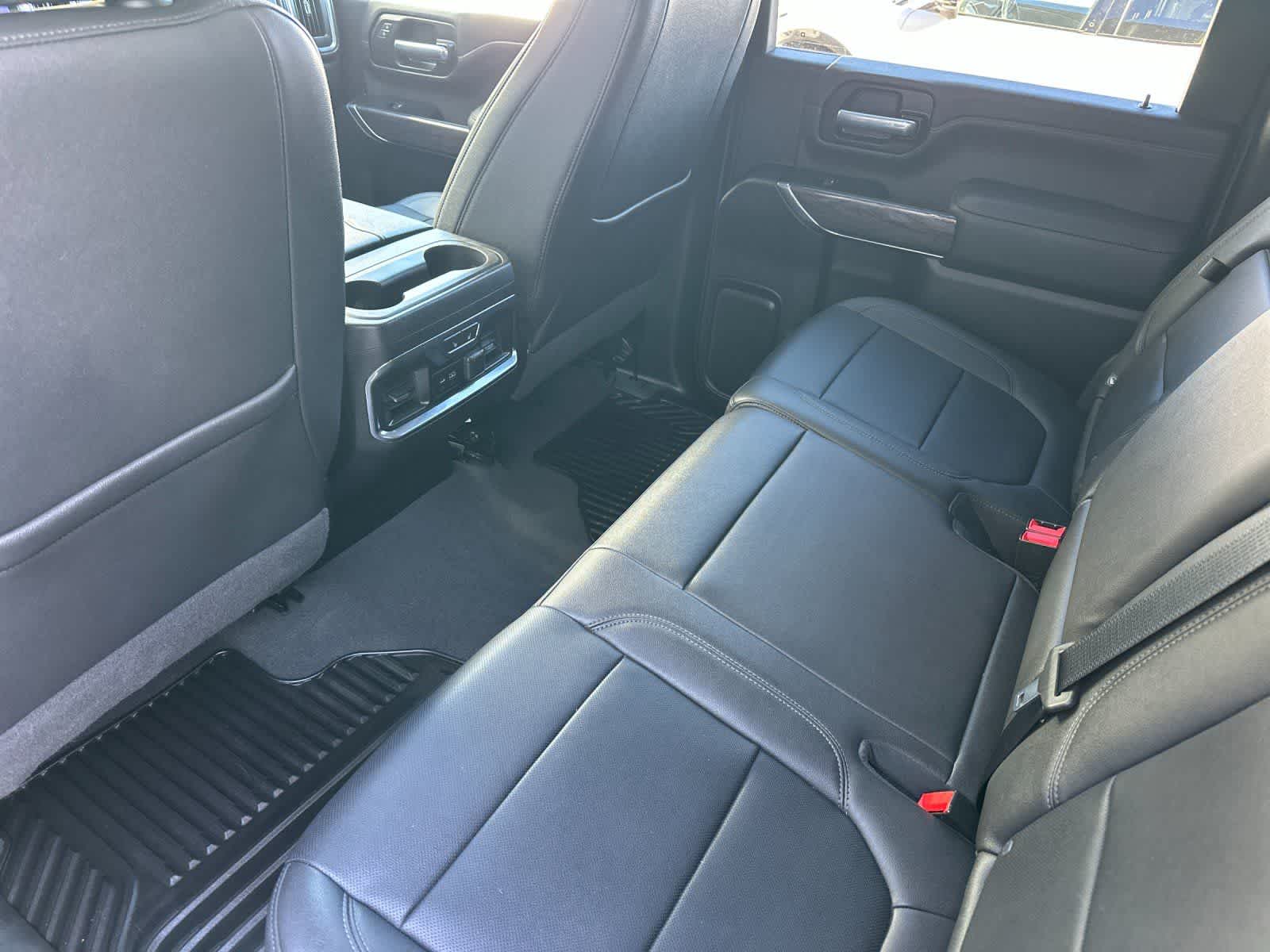 Thumbnail: 2022 Chevrolet Silverado 2500 - 4