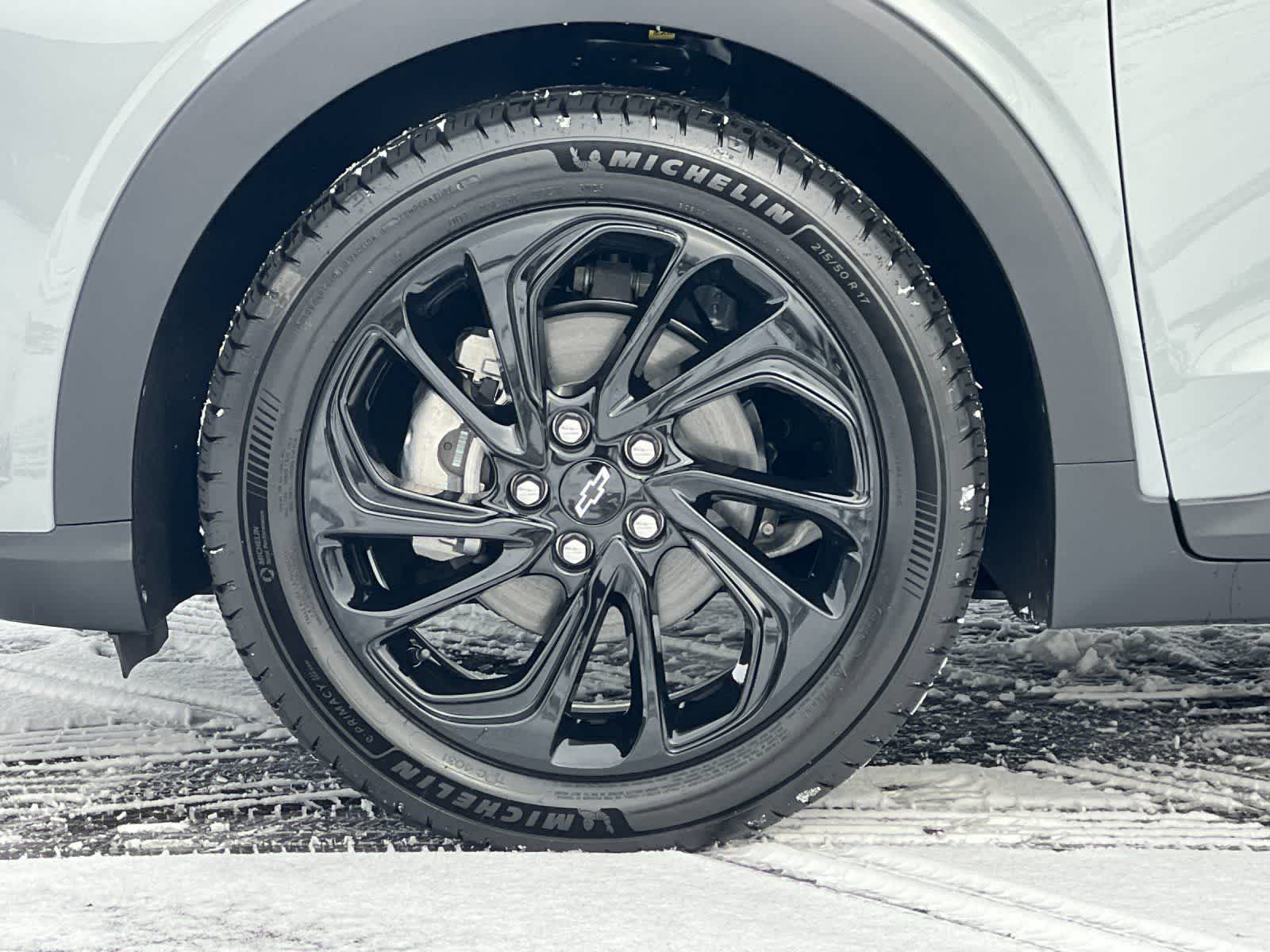 Thumbnail: 2027 Chevrolet Bolt EV - 25