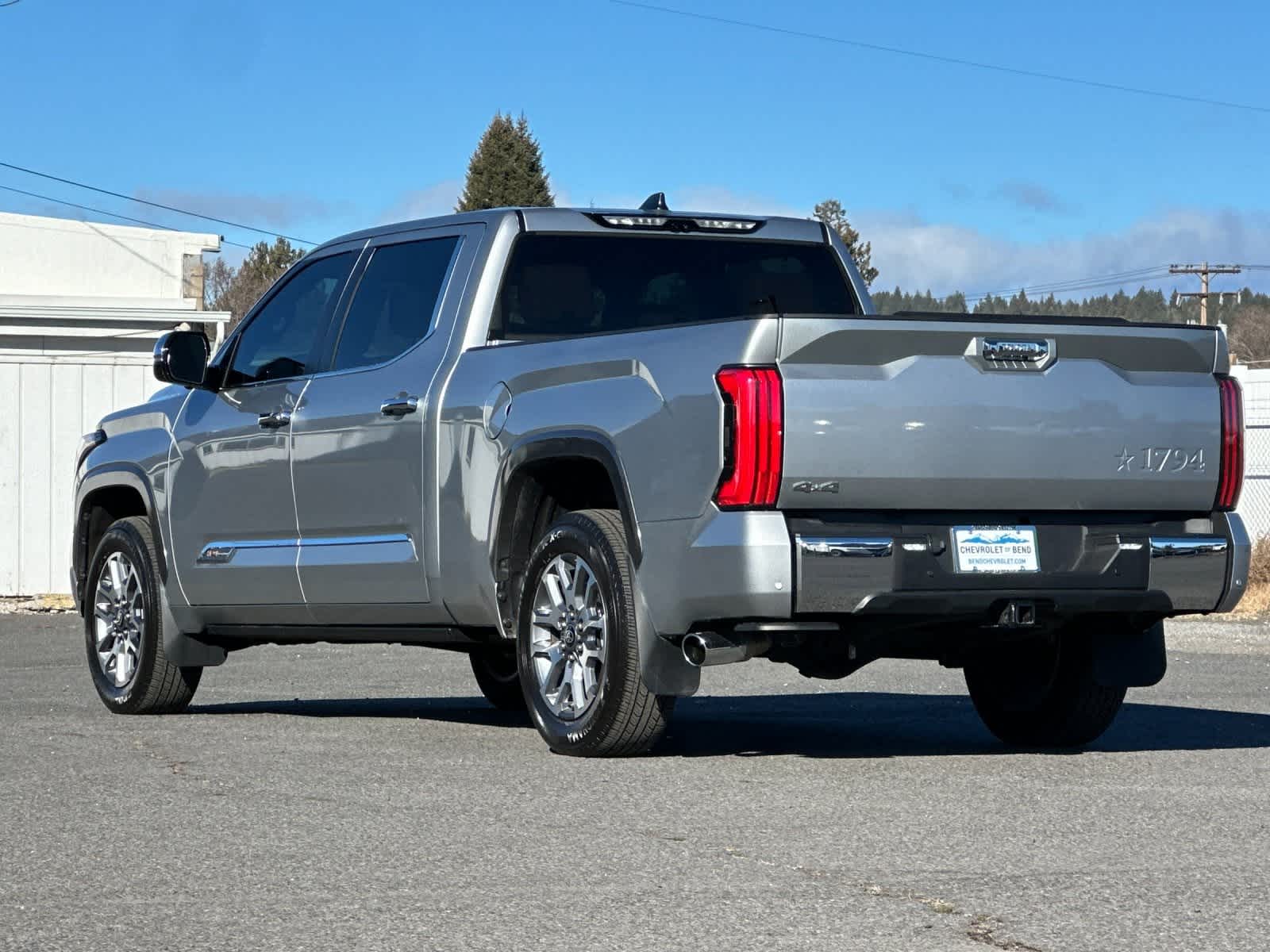 Thumbnail: 2025 Toyota Tundra - 6