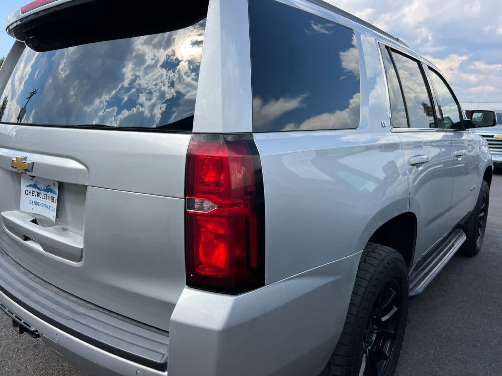 Thumbnail: 2019 Chevrolet Tahoe - 2