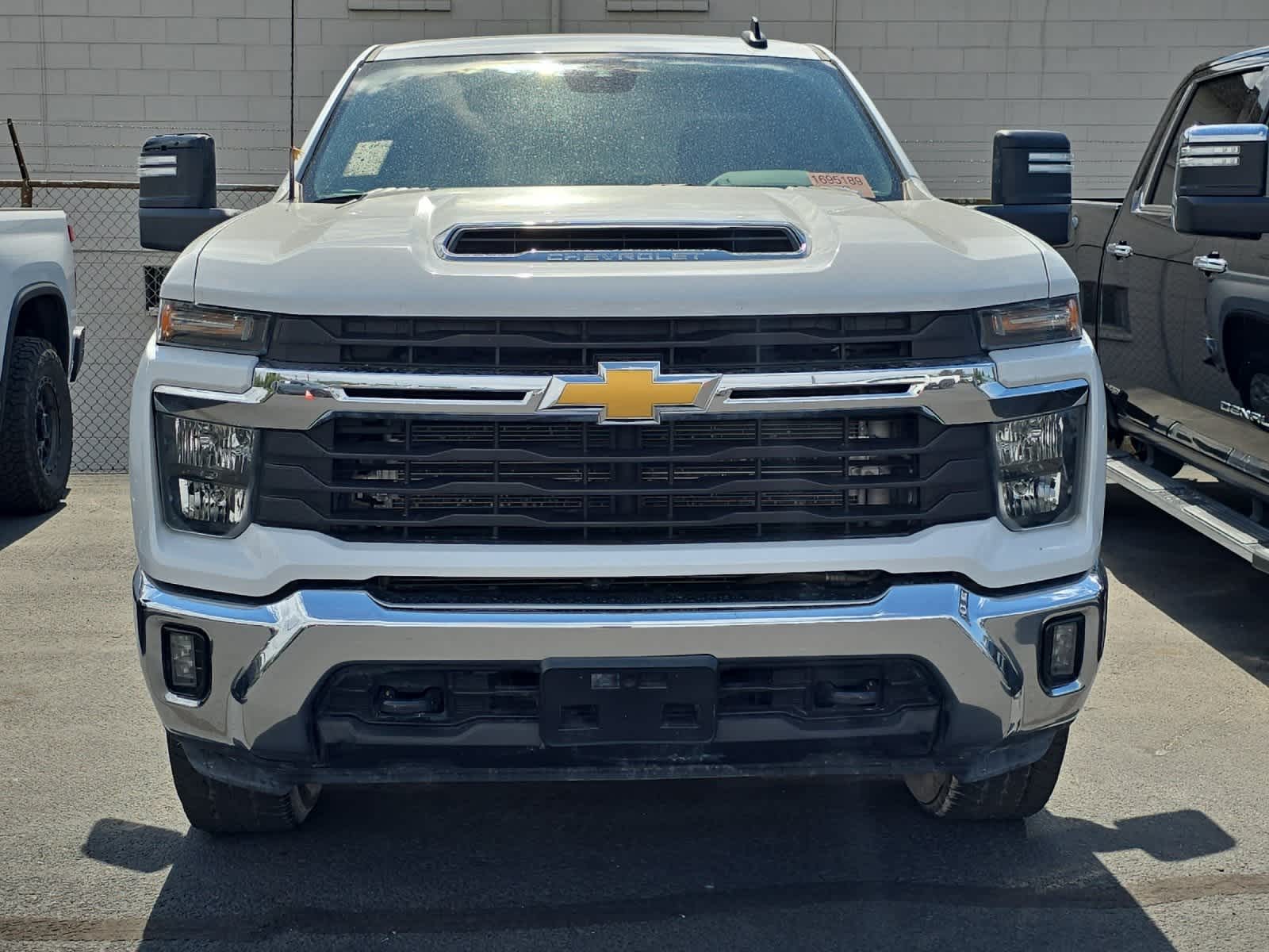 Thumbnail: 2024 Chevrolet Silverado 2500 - 6