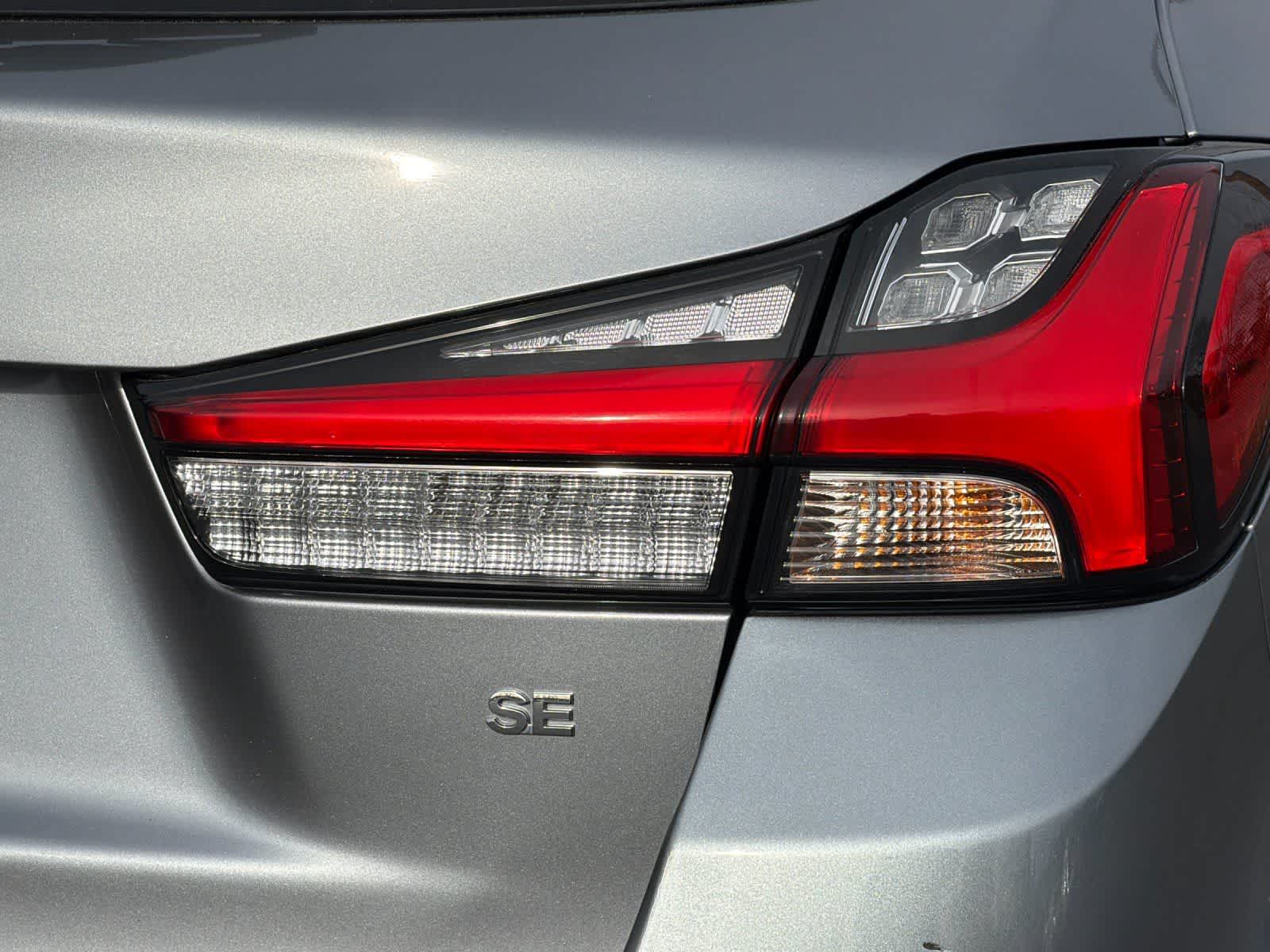 Thumbnail: 2024 Mitsubishi Outlander Sport - 27