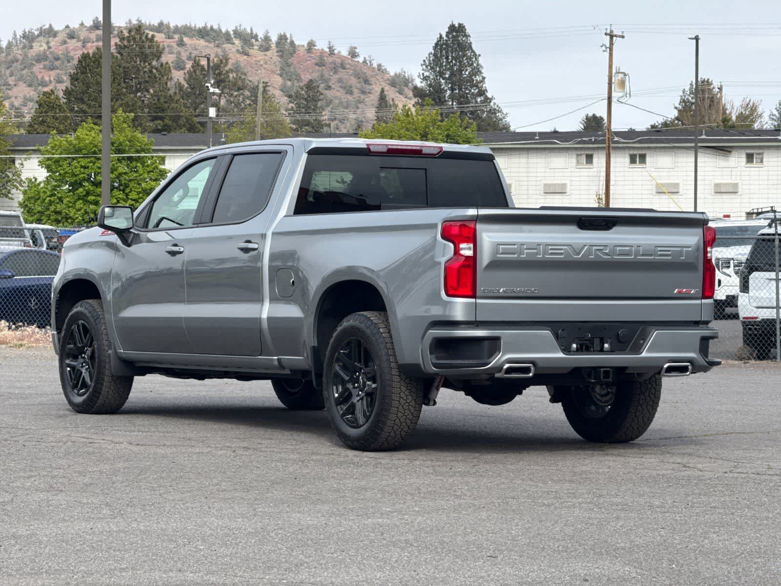 Thumbnail: 2026 Chevrolet Silverado 1500 - 6