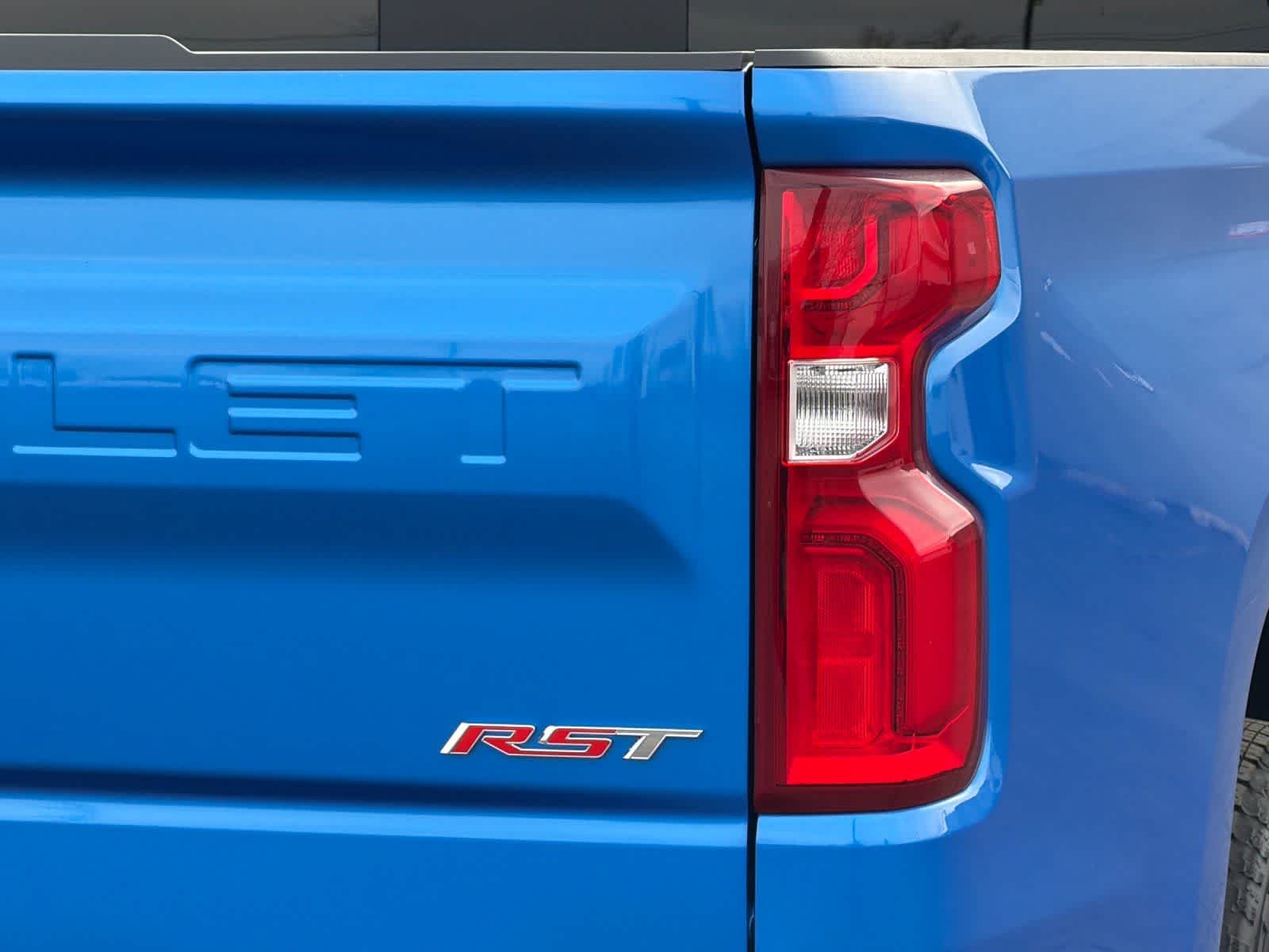 Thumbnail: 2026 Chevrolet Silverado 1500 - 26