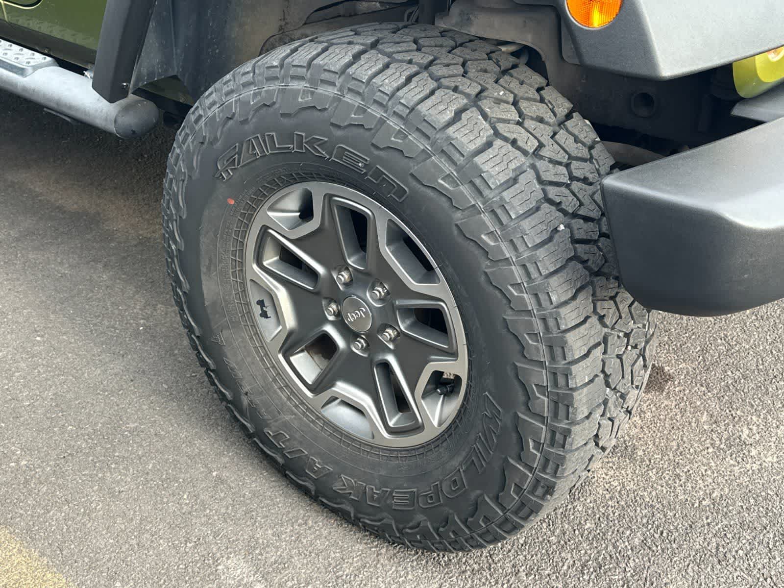 Thumbnail: 2010 Jeep Wrangler - 11