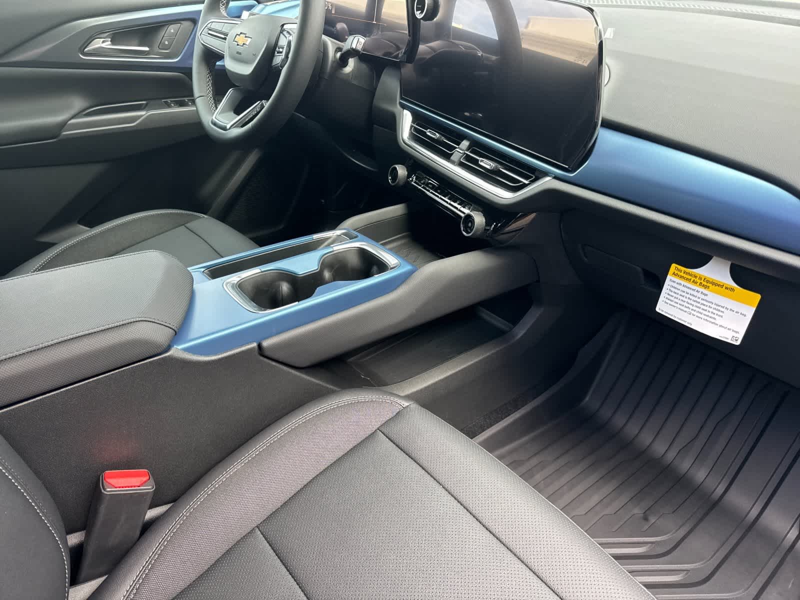 Thumbnail: 2026 Chevrolet Equinox - 16