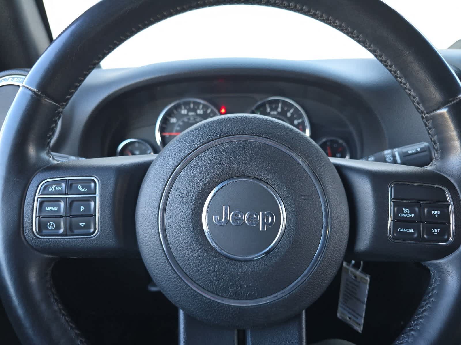 Thumbnail: 2013 Jeep Wrangler - 22