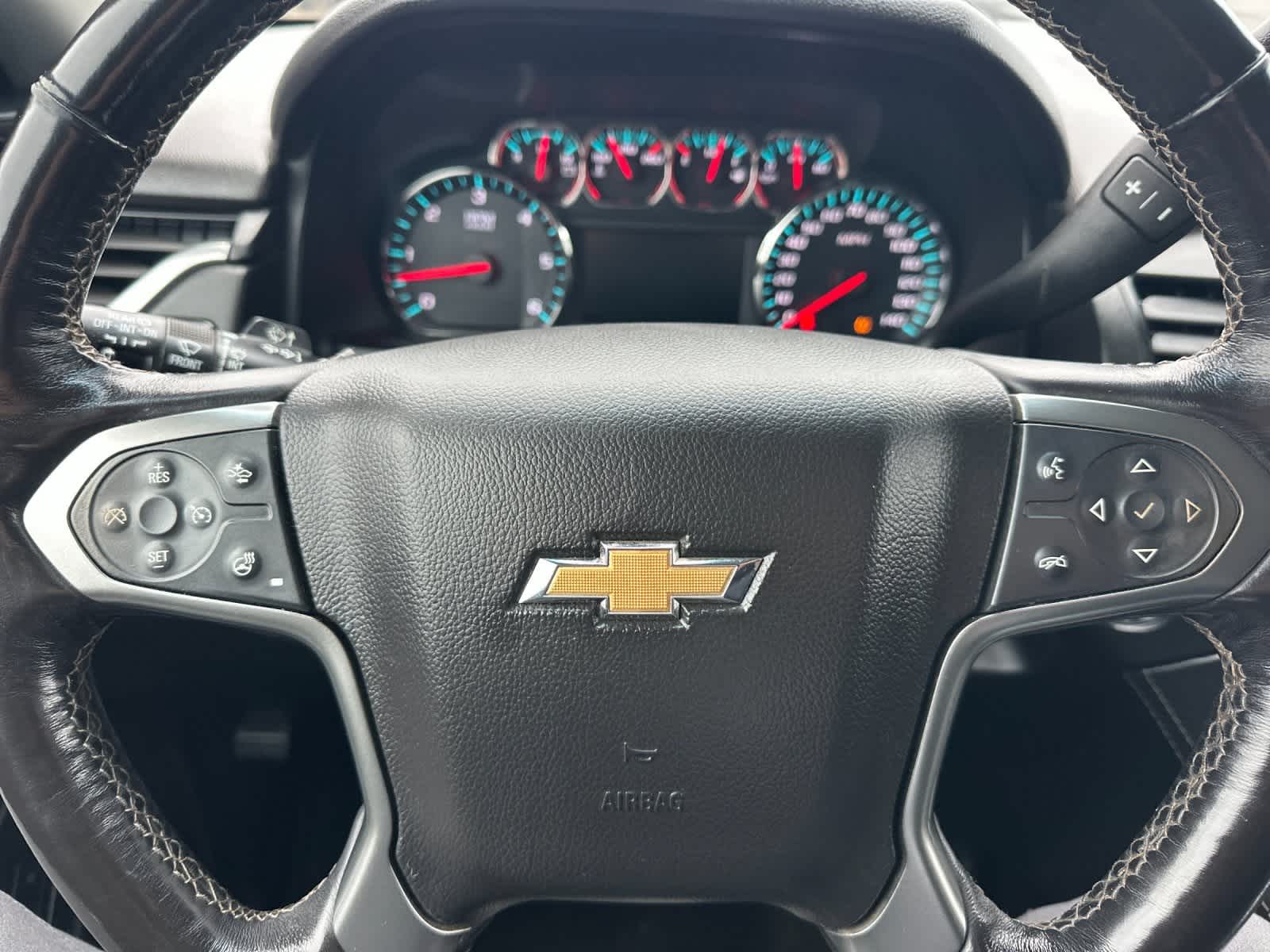 Thumbnail: 2018 Chevrolet Suburban - 25