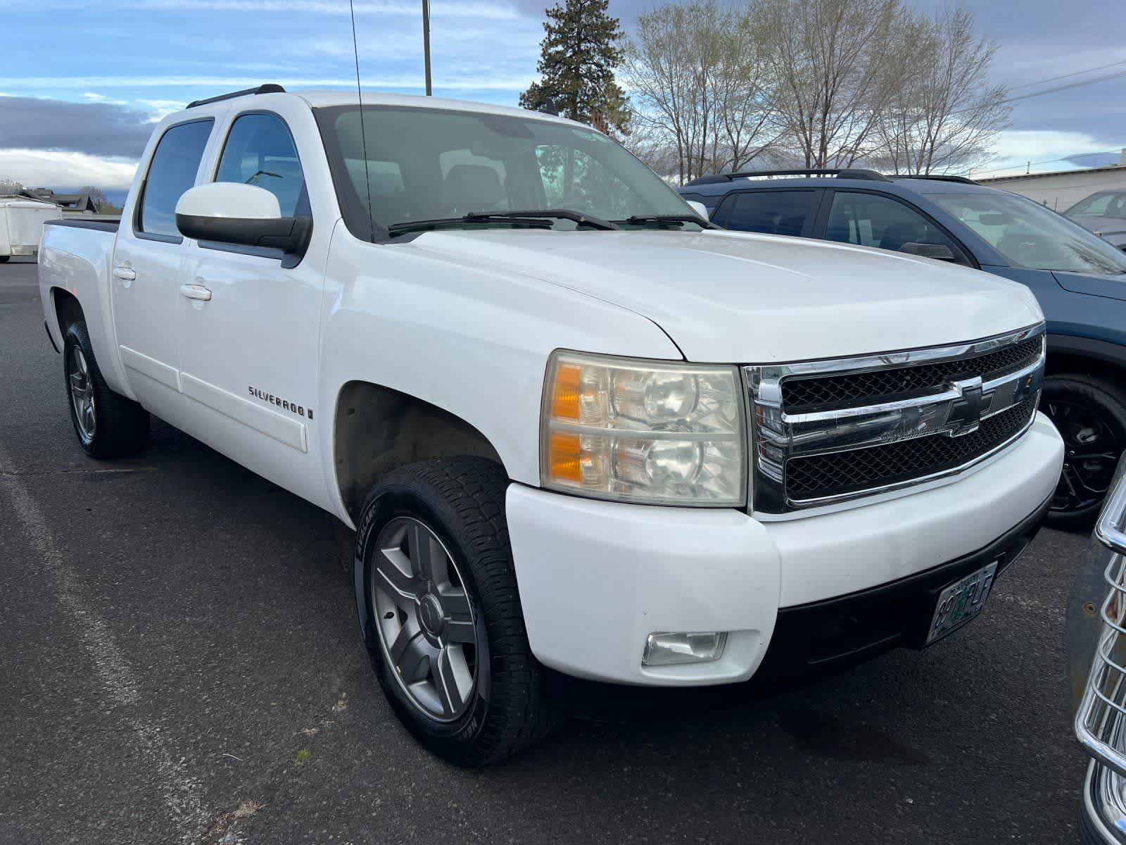 Thumbnail: 2007 Chevrolet Silverado 1500 - 3