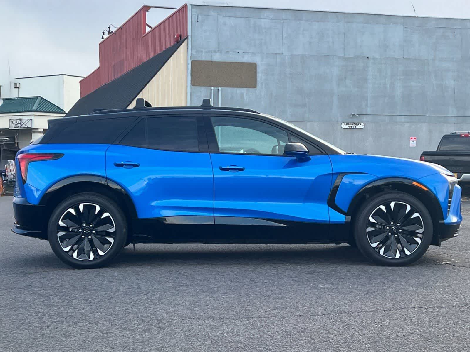 Thumbnail: 2026 Chevrolet Blazer EV - 8