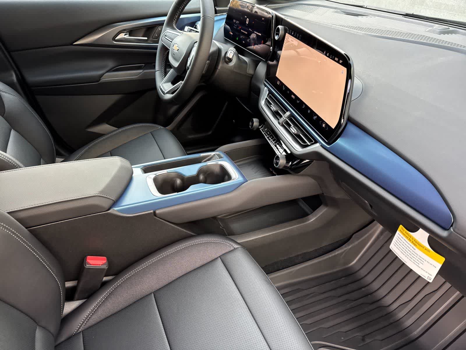 Thumbnail: 2026 Chevrolet Equinox - 16