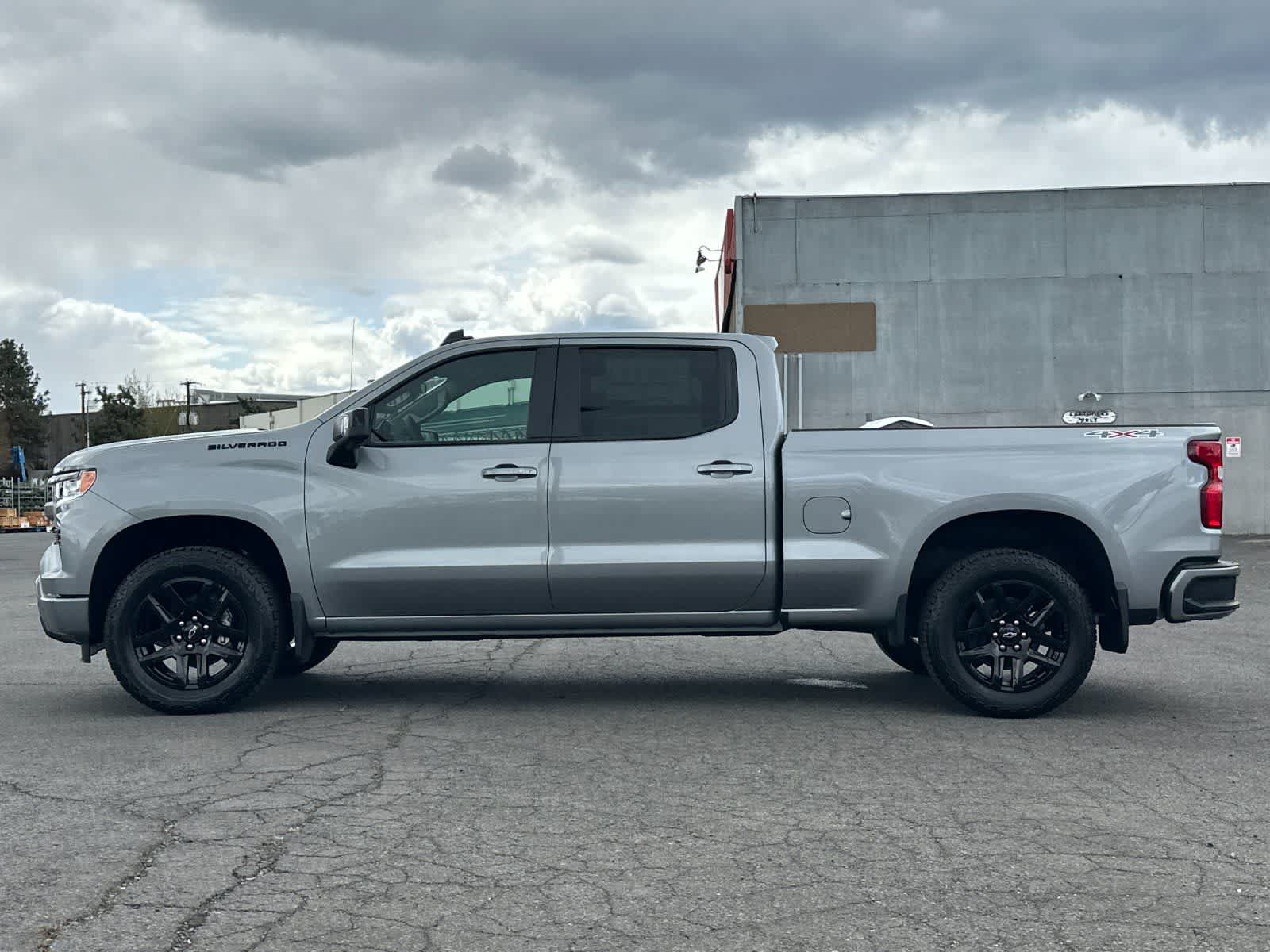 Thumbnail: 2026 Chevrolet Silverado 1500 - 5
