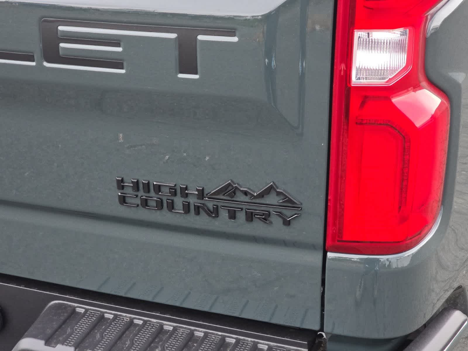 Thumbnail: 2026 Chevrolet Silverado 1500 - 26