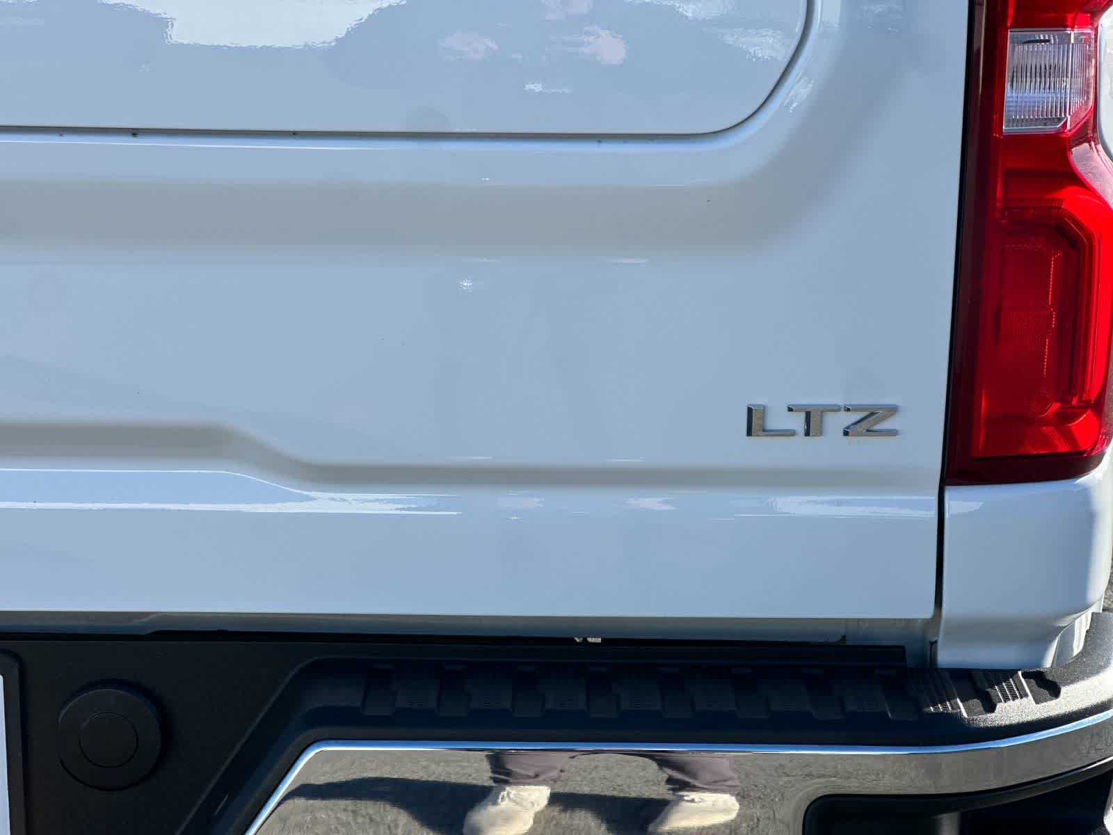 Thumbnail: 2022 Chevrolet Silverado 2500 - 27