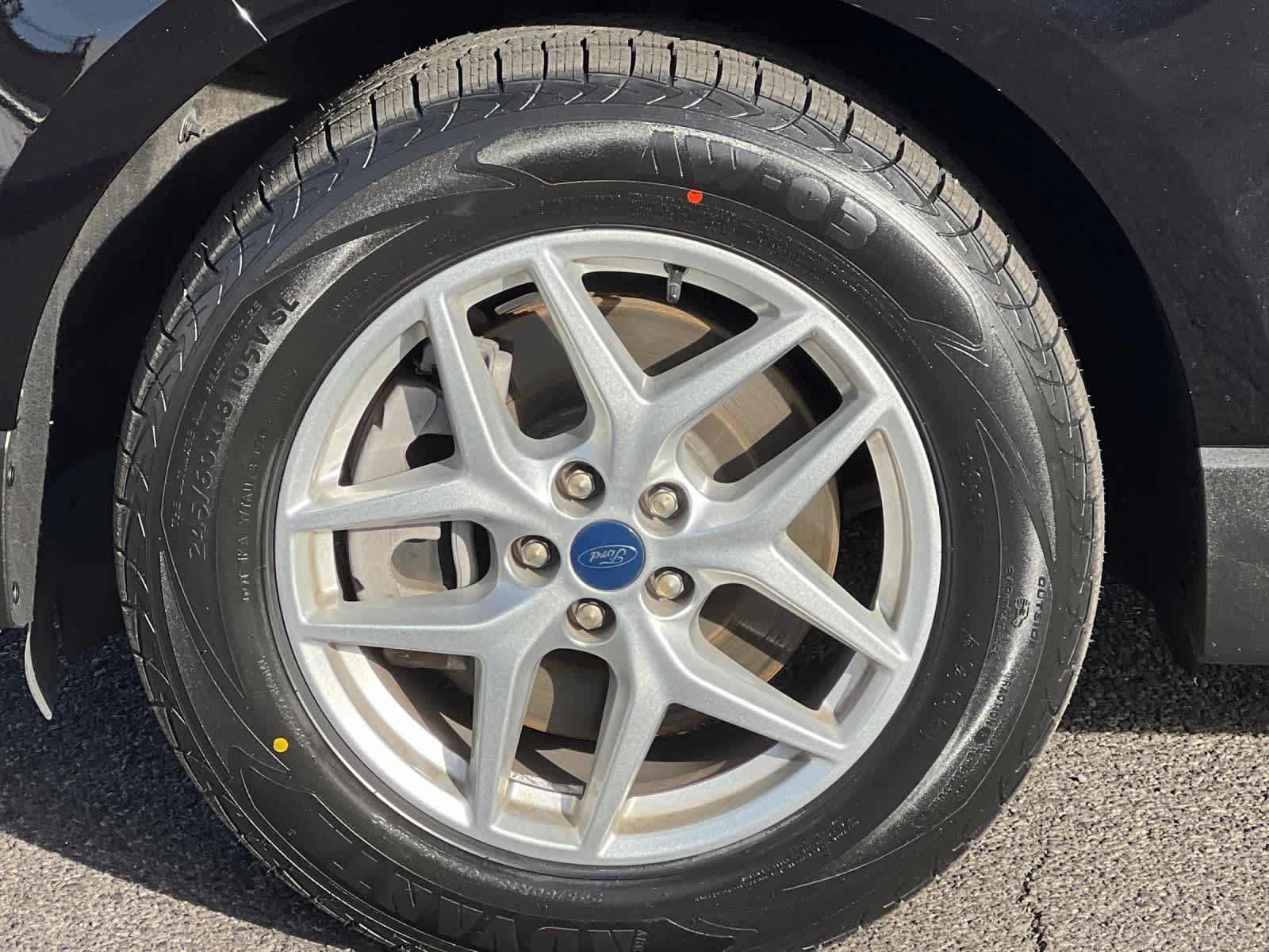 Thumbnail: 2022 Ford Edge - 25