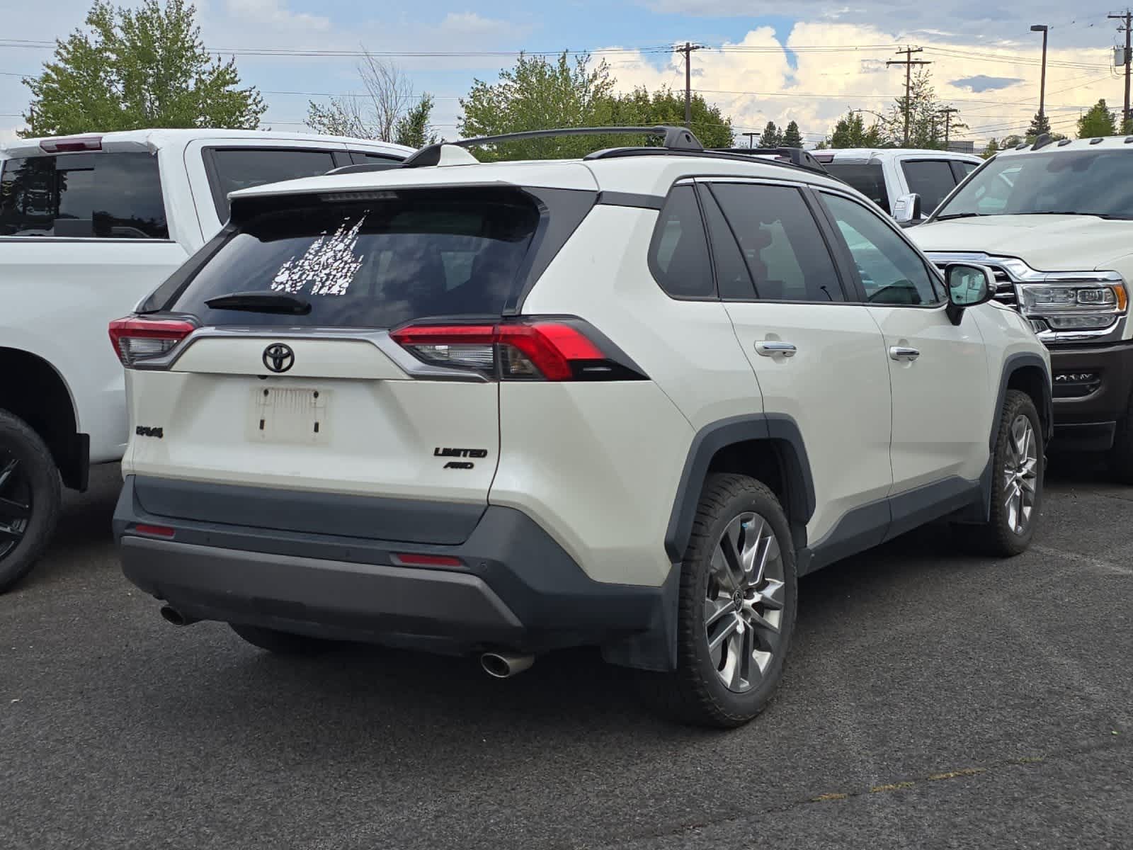 Thumbnail: 2021 Toyota RAV4 - 2