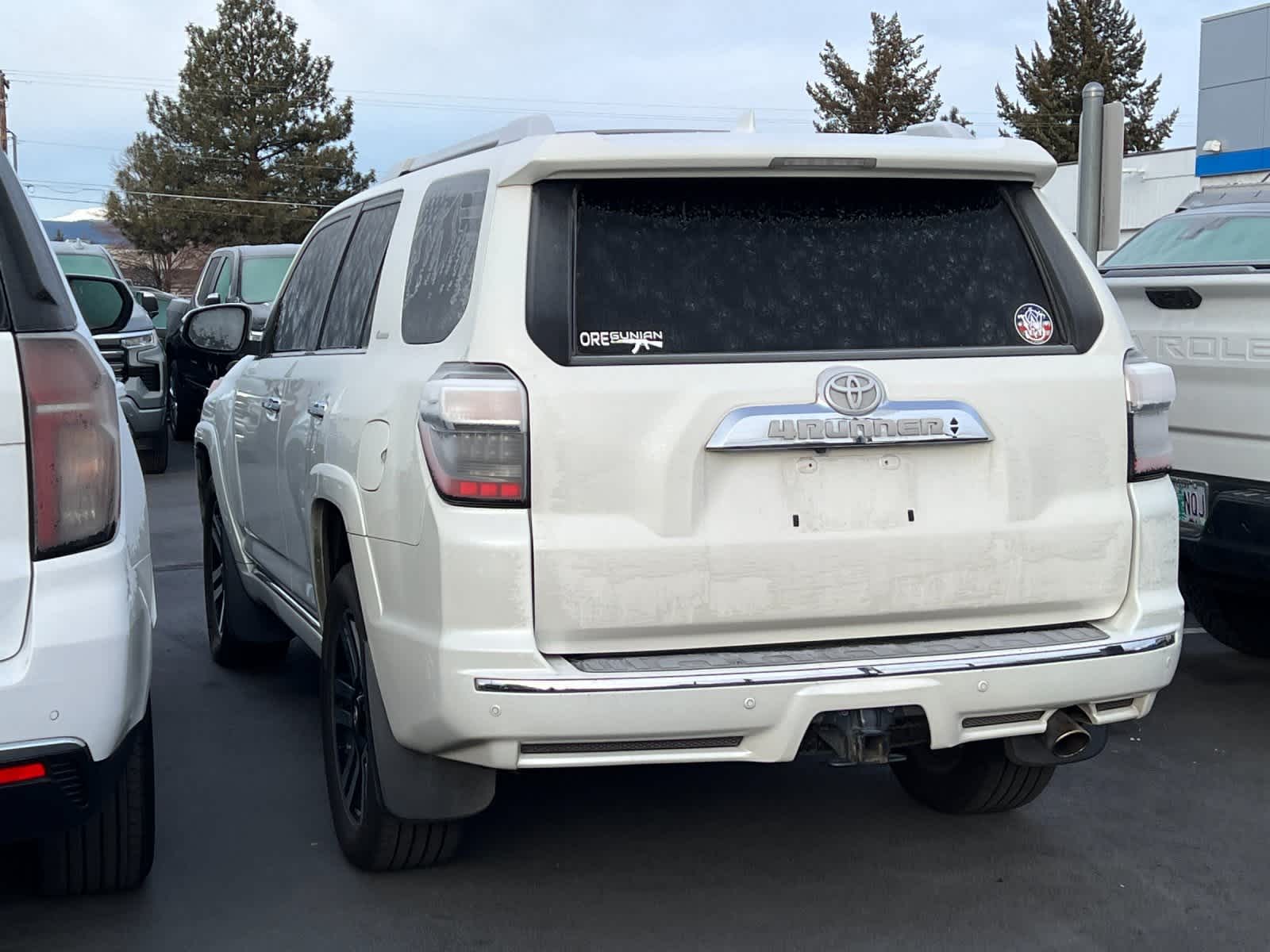 Thumbnail: 2018 Toyota 4Runner - 3