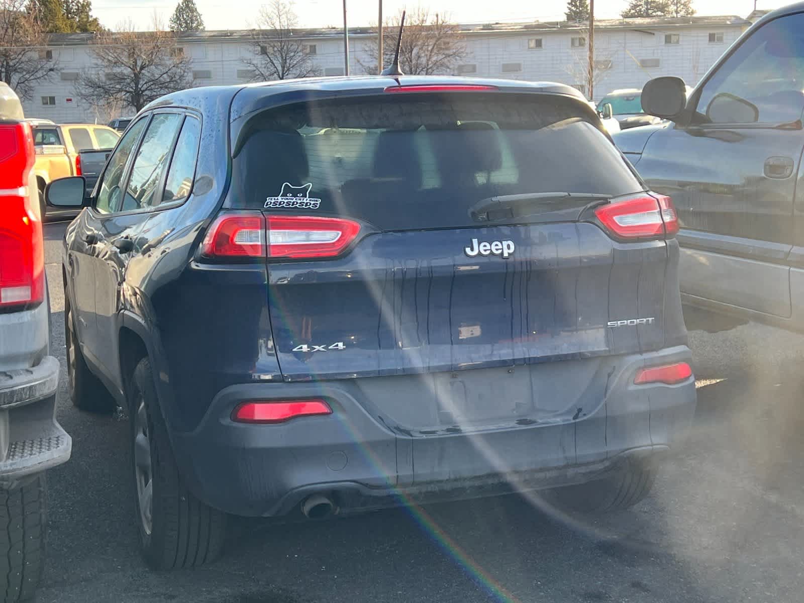 Thumbnail: 2015 Jeep Cherokee - 3