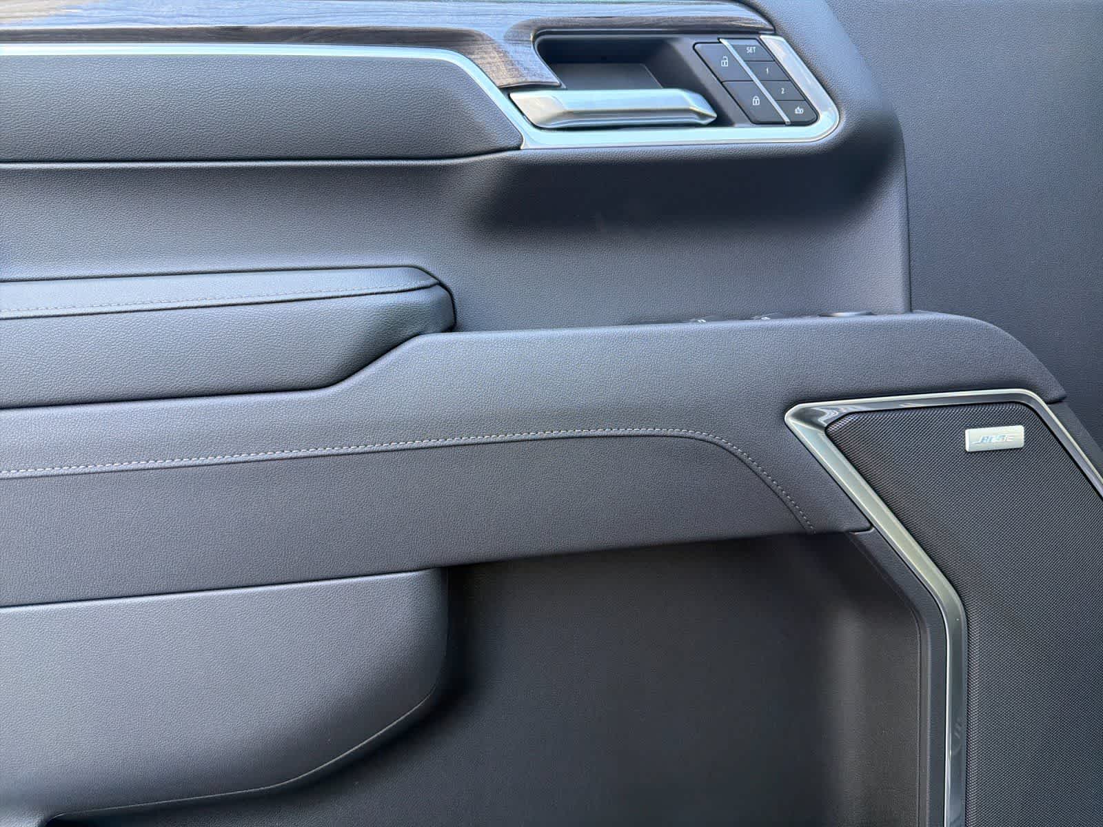 Thumbnail: 2026 Chevrolet Silverado 1500 - 12