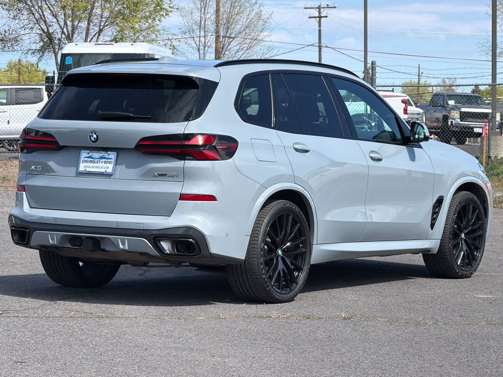 Thumbnail: 2024 BMW X5 - 2