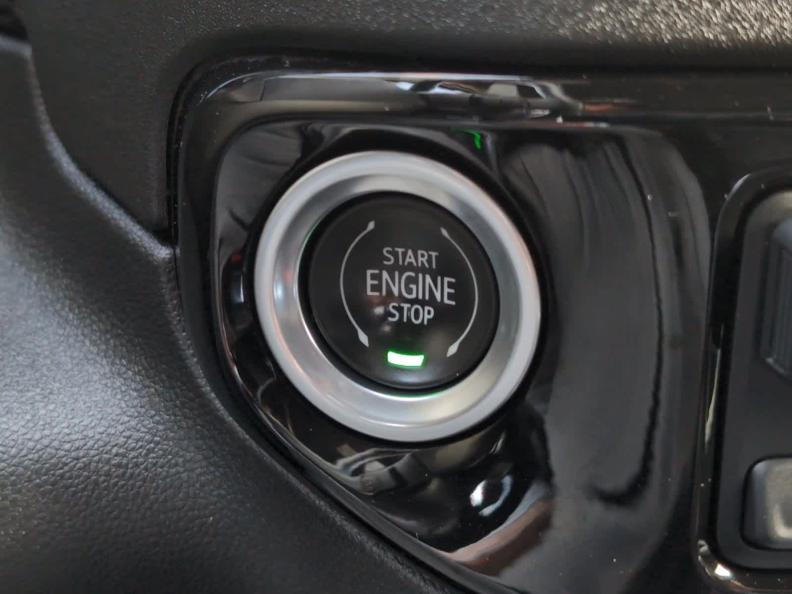 Thumbnail: 2023 Chevrolet Silverado 1500 - 21