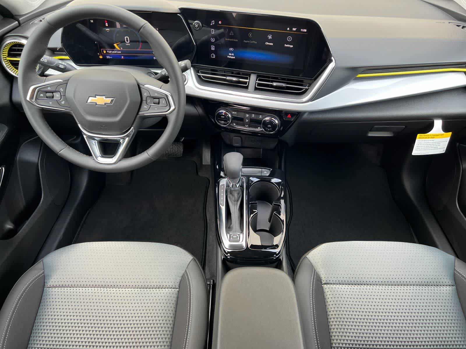 Thumbnail: 2026 Chevrolet Trax - 3